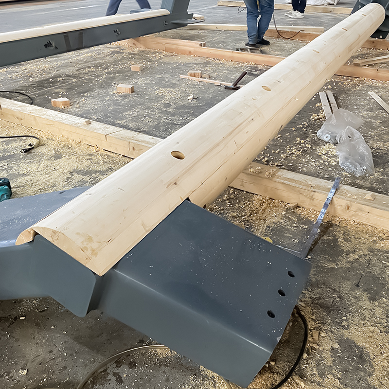 Columna de madera laminada encolada redonda de pino