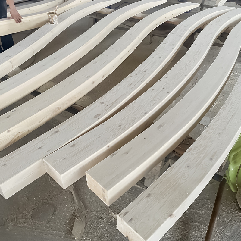 Glulam de forma especial de abeto 